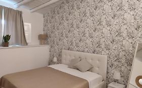 New Superior Holiday House